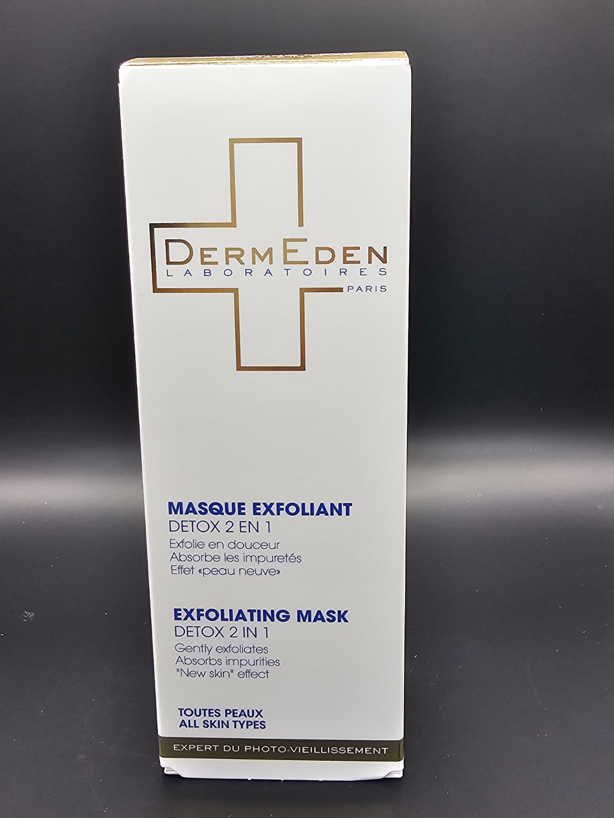 DermEden 2 in 1 Detox Exfoliating Mask